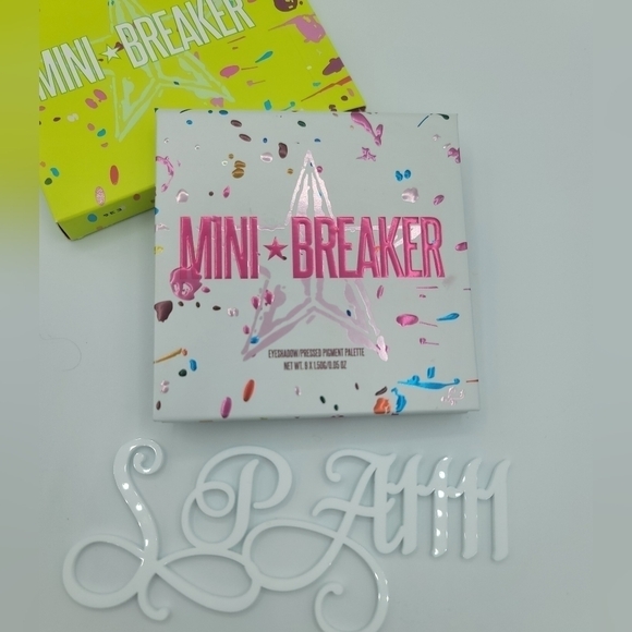 Jeffree Star Mini Breaker Eyeshadow Palette #592 - Picture 3 of 7